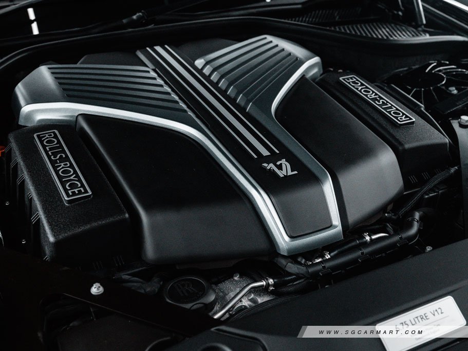 https://i.i-sgcm.com/new_cars/cars/12784/12784_g112