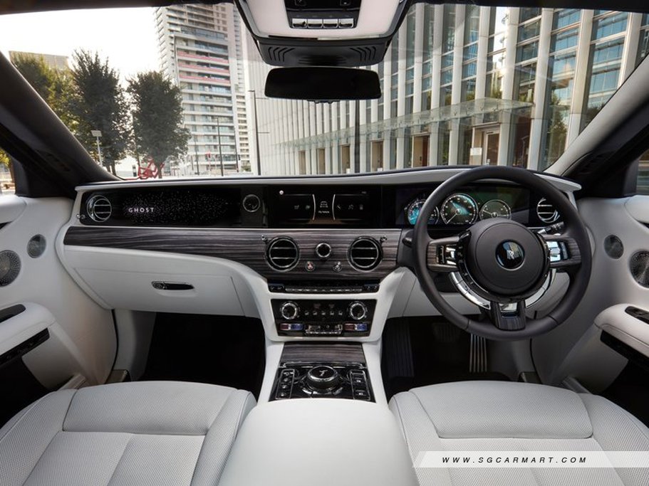 https://i.i-sgcm.com/new_cars/cars/12784/12784_g12