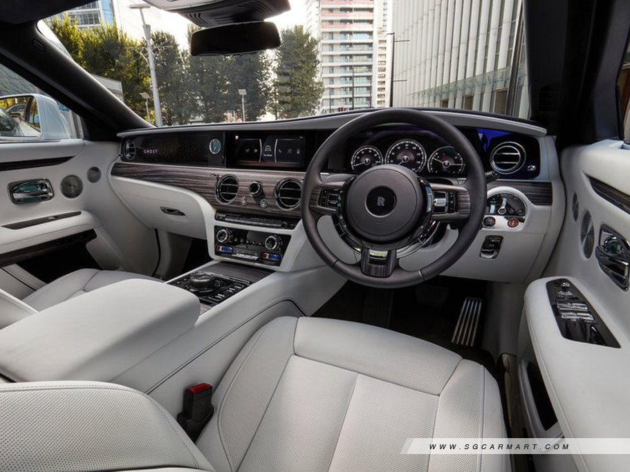 https://i.i-sgcm.com/new_cars/cars/12784/12784_g13