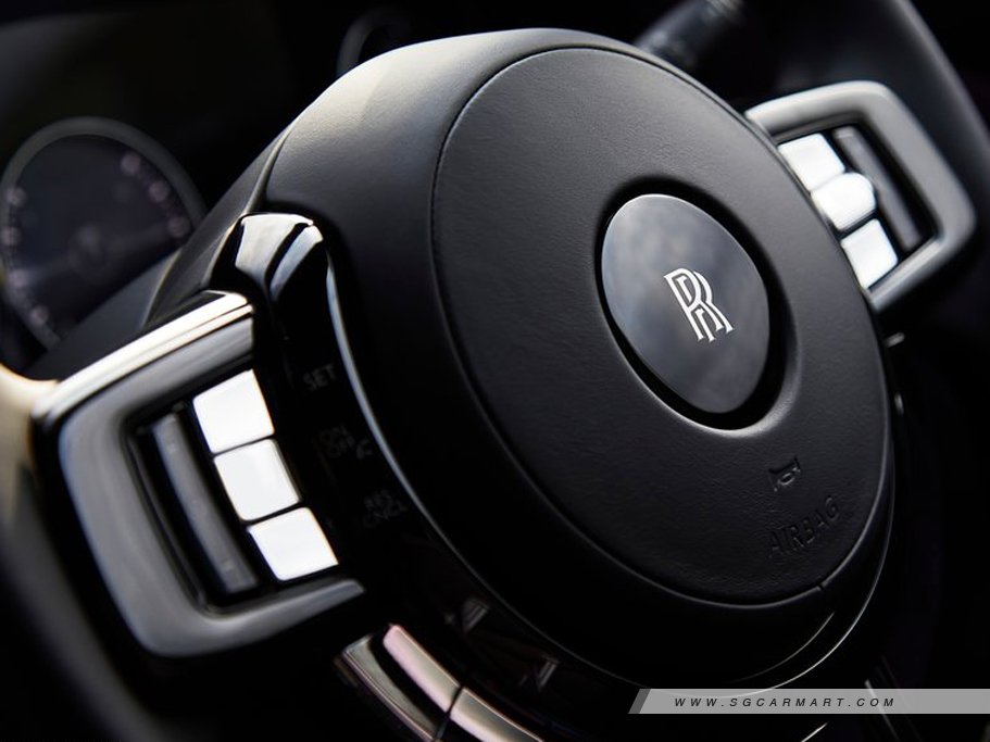 https://i.i-sgcm.com/new_cars/cars/12784/12784_g17