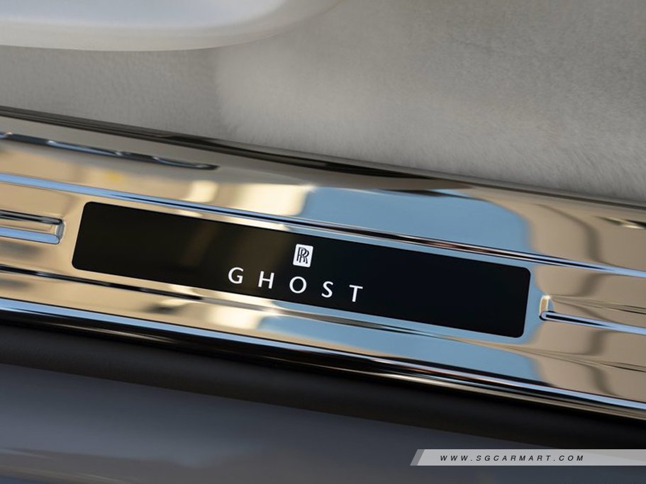 https://i.i-sgcm.com/new_cars/cars/12784/12784_g23
