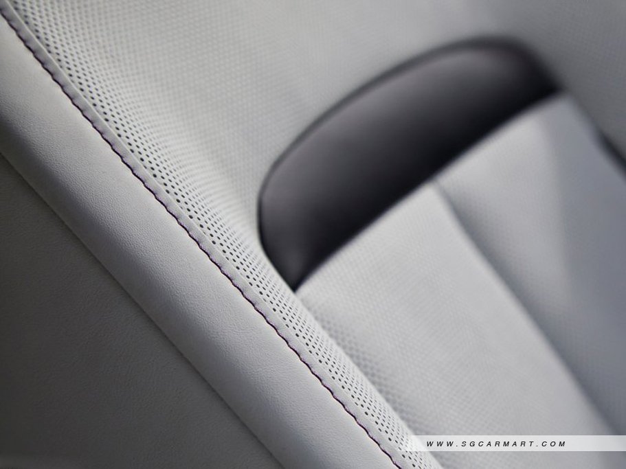 https://i.i-sgcm.com/new_cars/cars/12784/12784_g26