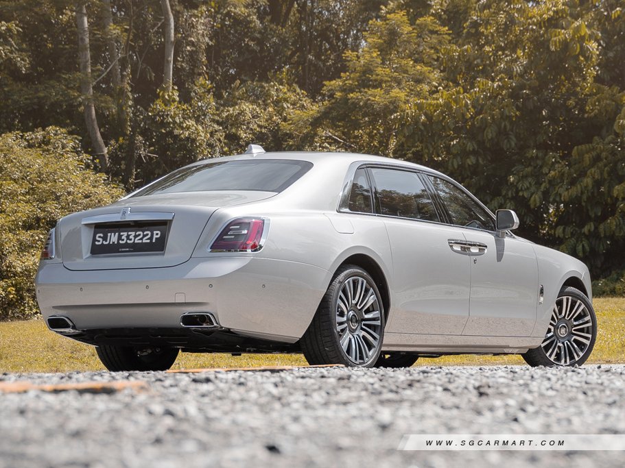 https://i.i-sgcm.com/new_cars/cars/12784/12784_g32
