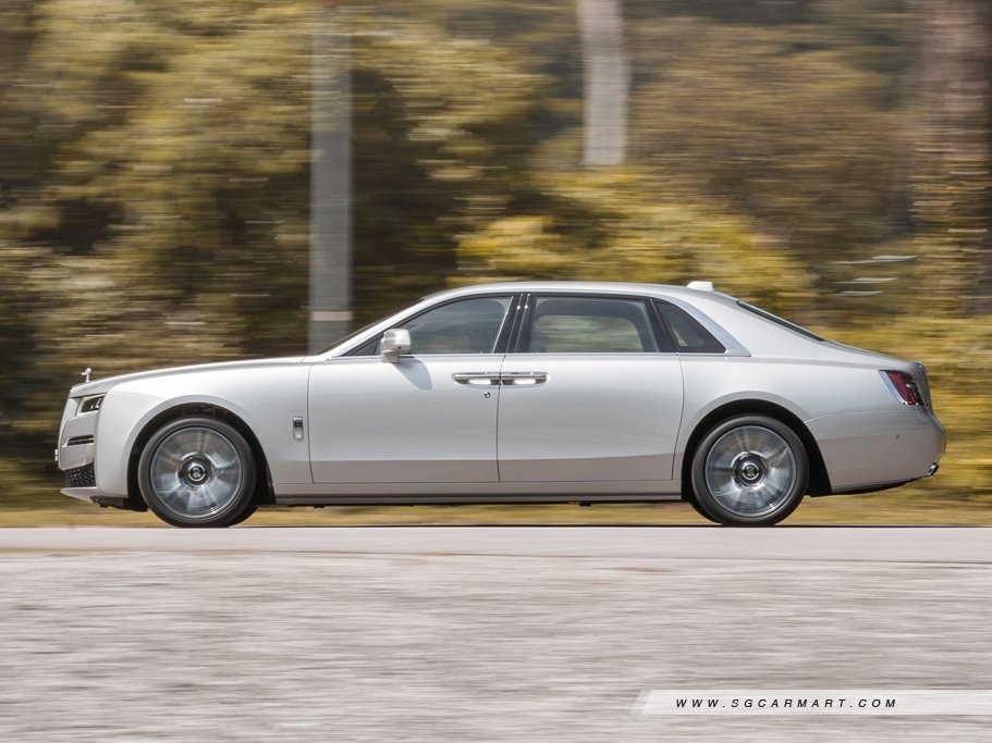 https://i.i-sgcm.com/new_cars/cars/12784/12784_g34