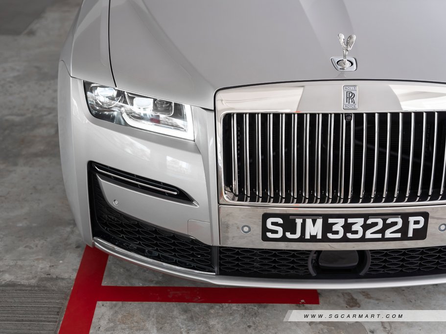 https://i.i-sgcm.com/new_cars/cars/12784/12784_g37