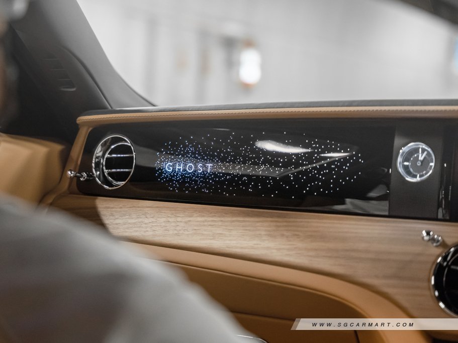 https://i.i-sgcm.com/new_cars/cars/12784/12784_g48