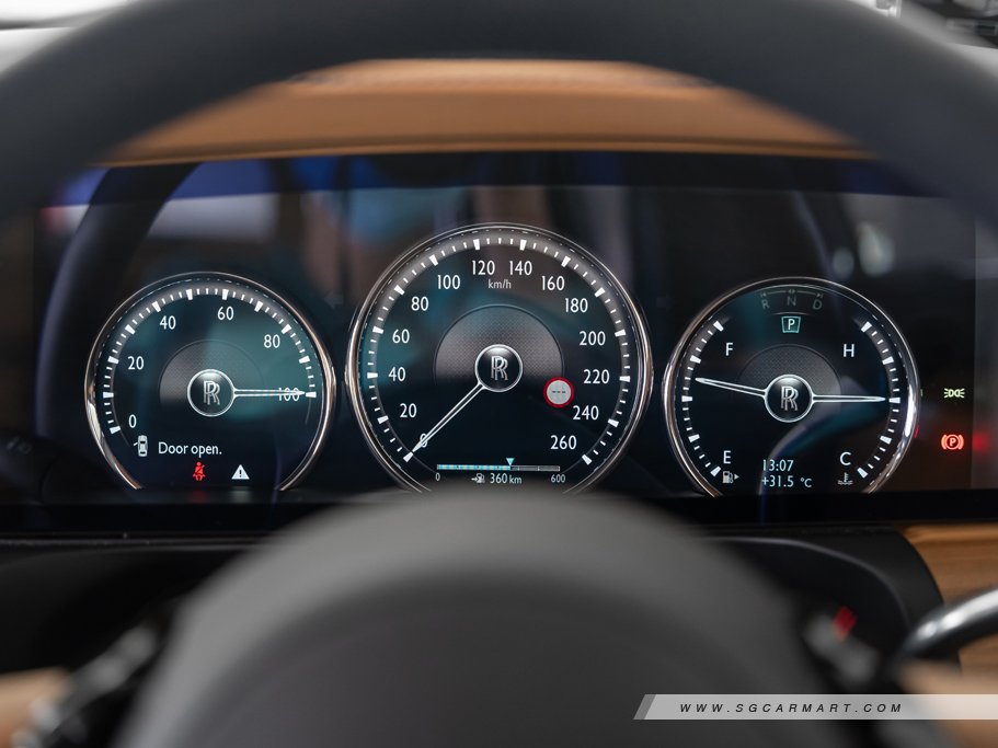 https://i.i-sgcm.com/new_cars/cars/12784/12784_g51