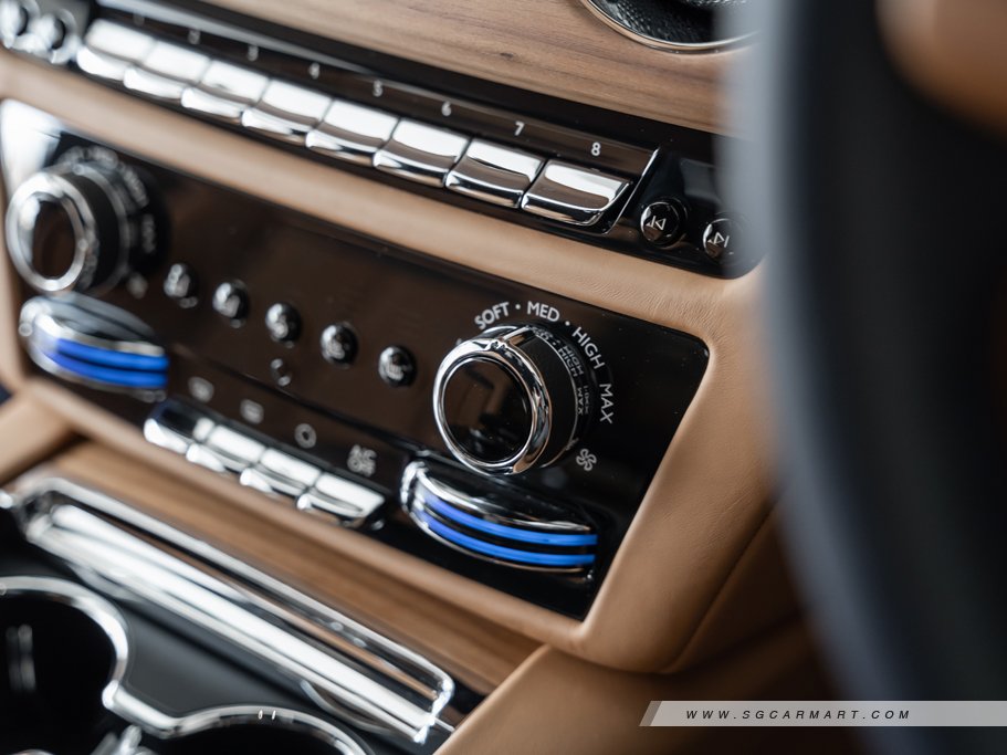 https://i.i-sgcm.com/new_cars/cars/12784/12784_g66