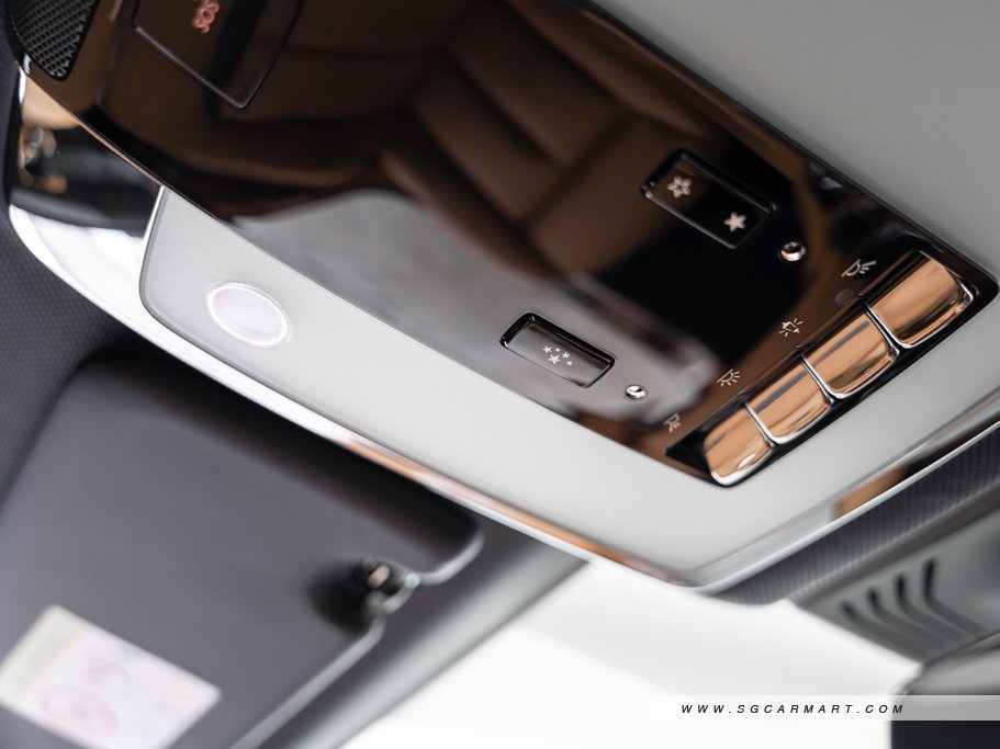 https://i.i-sgcm.com/new_cars/cars/12784/12784_g71