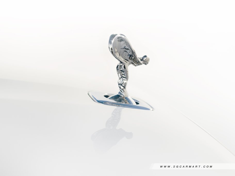https://i.i-sgcm.com/new_cars/cars/12784/12784_g7