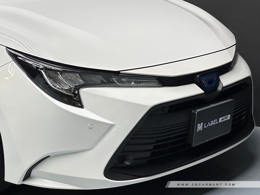 Toyota Corolla Touring Hybrid 1.8 X 11