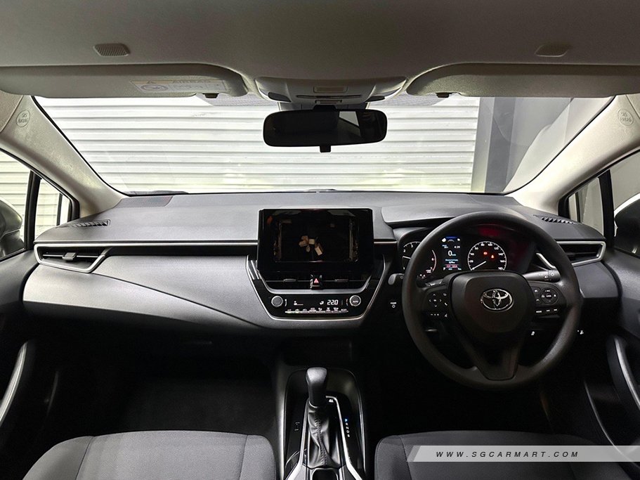 Toyota Corolla Touring Hybrid 1.8 X 16