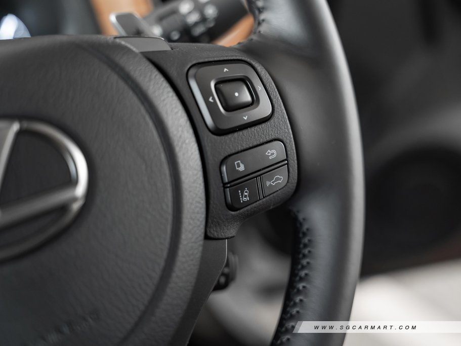 https://i.i-sgcm.com/new_cars/cars/12788/12788_g42