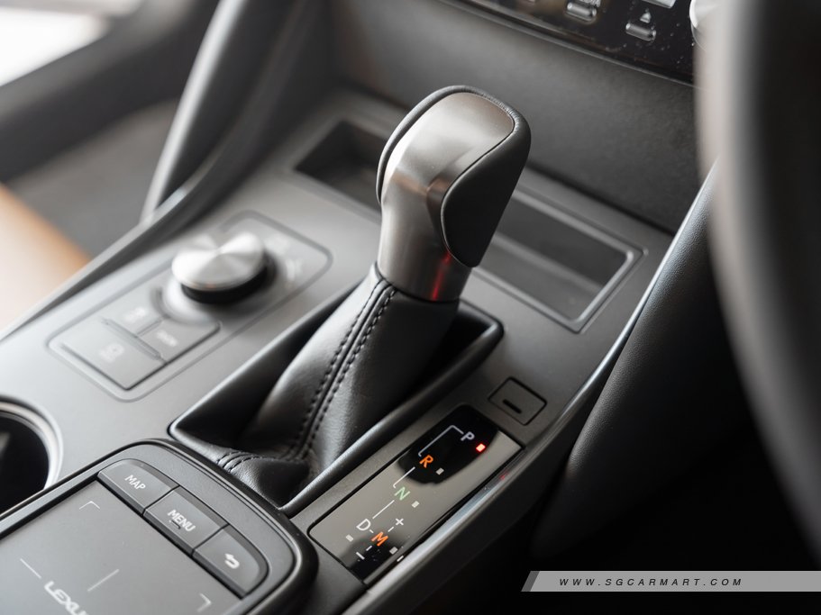 https://i.i-sgcm.com/new_cars/cars/12788/12788_g51