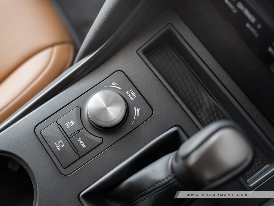 https://i.i-sgcm.com/new_cars/cars/12788/12788_g52