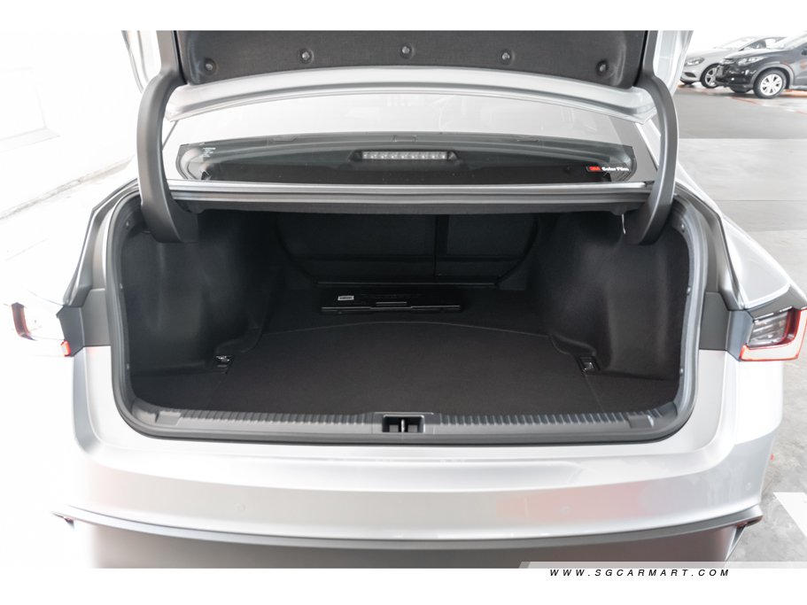 https://i.i-sgcm.com/new_cars/cars/12788/12788_g61