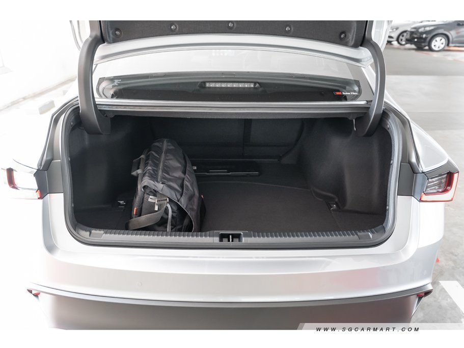 https://i.i-sgcm.com/new_cars/cars/12788/12788_g62