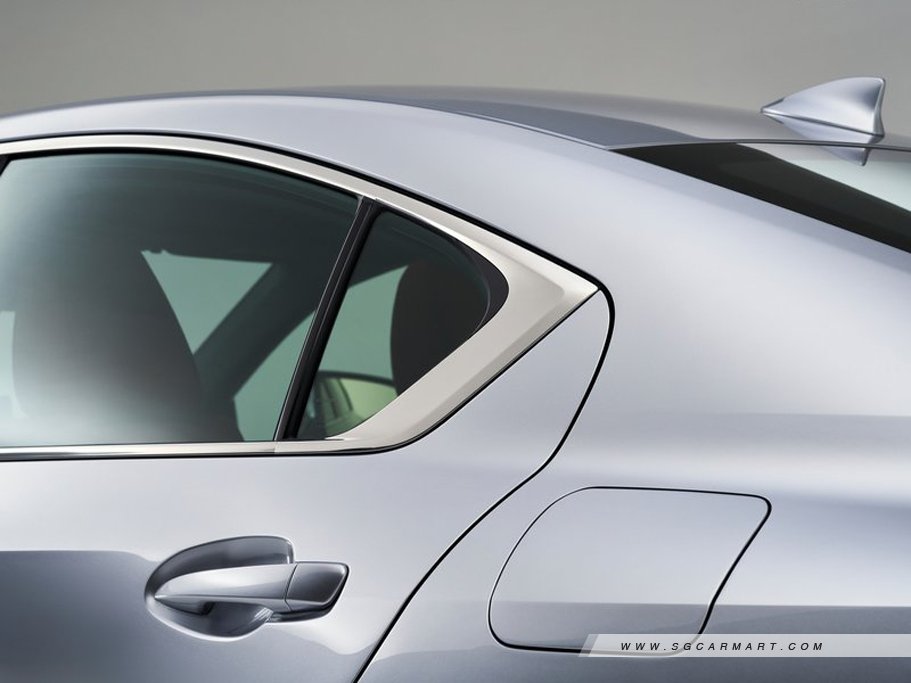 https://i.i-sgcm.com/new_cars/cars/12789/12789_g16