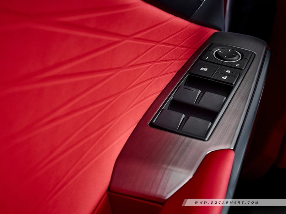 https://i.i-sgcm.com/new_cars/cars/12789/12789_g32
