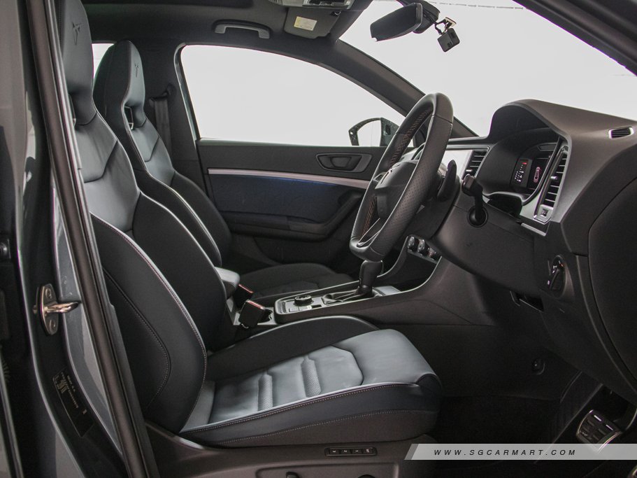 https://i.i-sgcm.com/new_cars/cars/12791/12791_g64