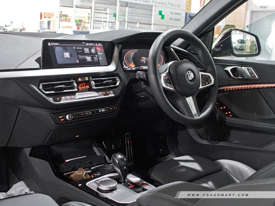 https://i.i-sgcm.com/new_cars/cars/12793/12793_g11