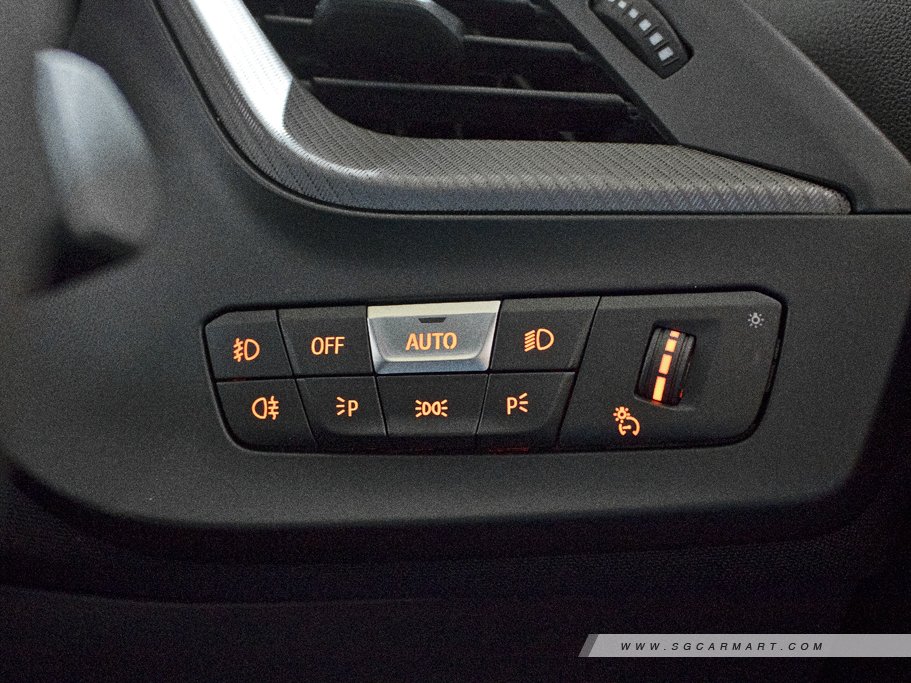 https://i.i-sgcm.com/new_cars/cars/12793/12793_g15