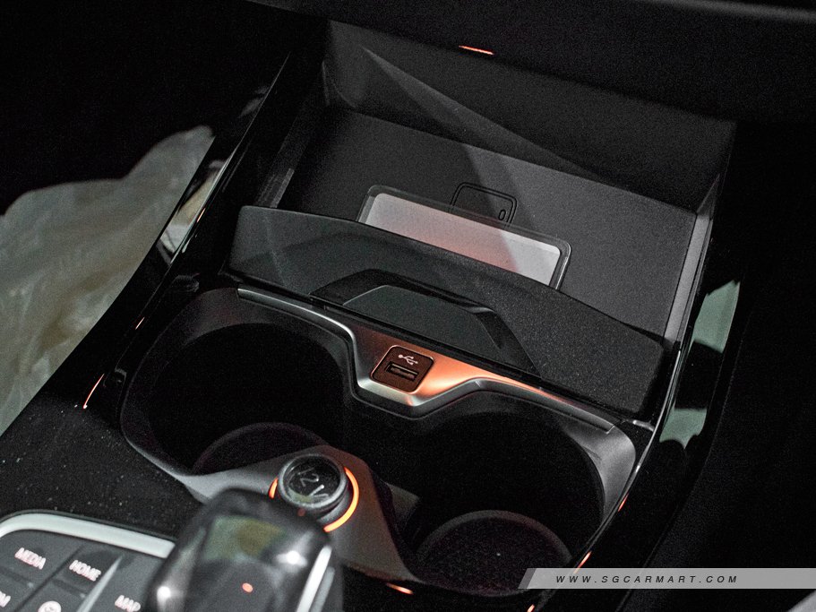 https://i.i-sgcm.com/new_cars/cars/12793/12793_g24
