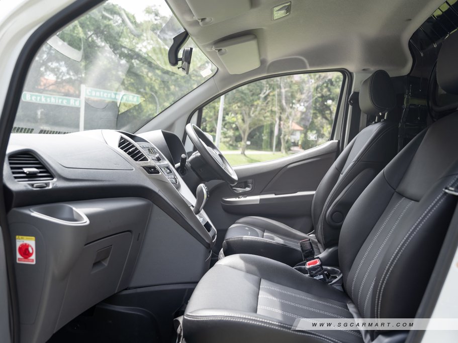 https://i.i-sgcm.com/new_cars/cars/12796/12796_g26
