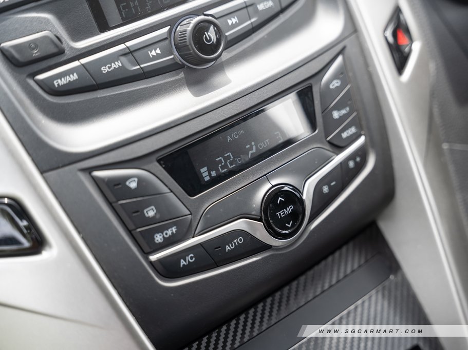 https://i.i-sgcm.com/new_cars/cars/12796/12796_g31
