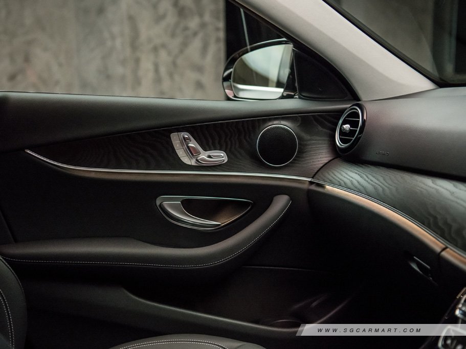 https://i.i-sgcm.com/new_cars/cars/12798/12798_g16