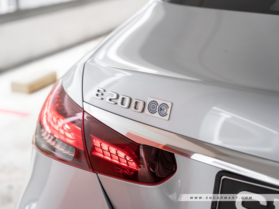 https://i.i-sgcm.com/new_cars/cars/12798/12798_g31