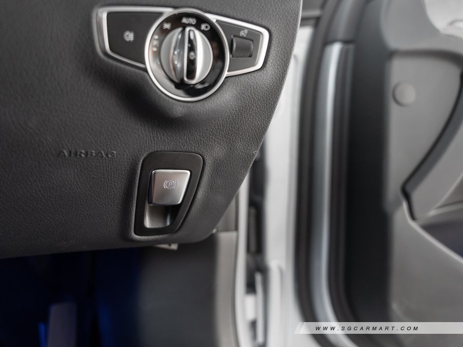 https://i.i-sgcm.com/new_cars/cars/12798/12798_g44