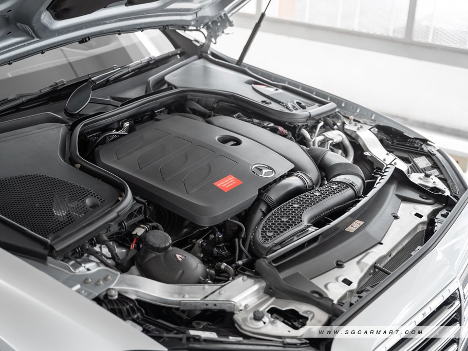 https://i.i-sgcm.com/new_cars/cars/12798/12798_g70