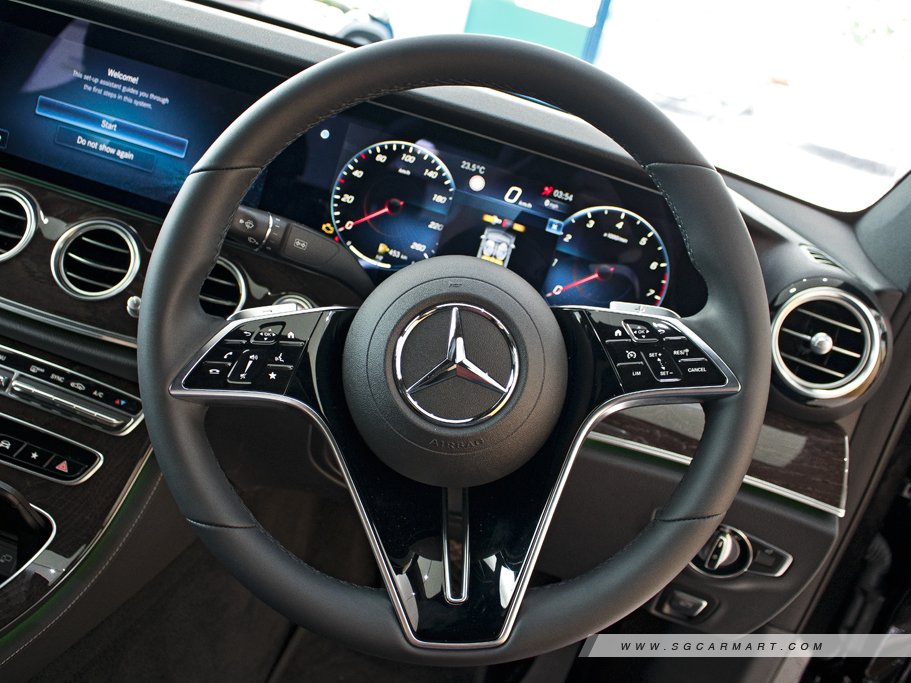https://i.i-sgcm.com/new_cars/cars/12799/12799_g124