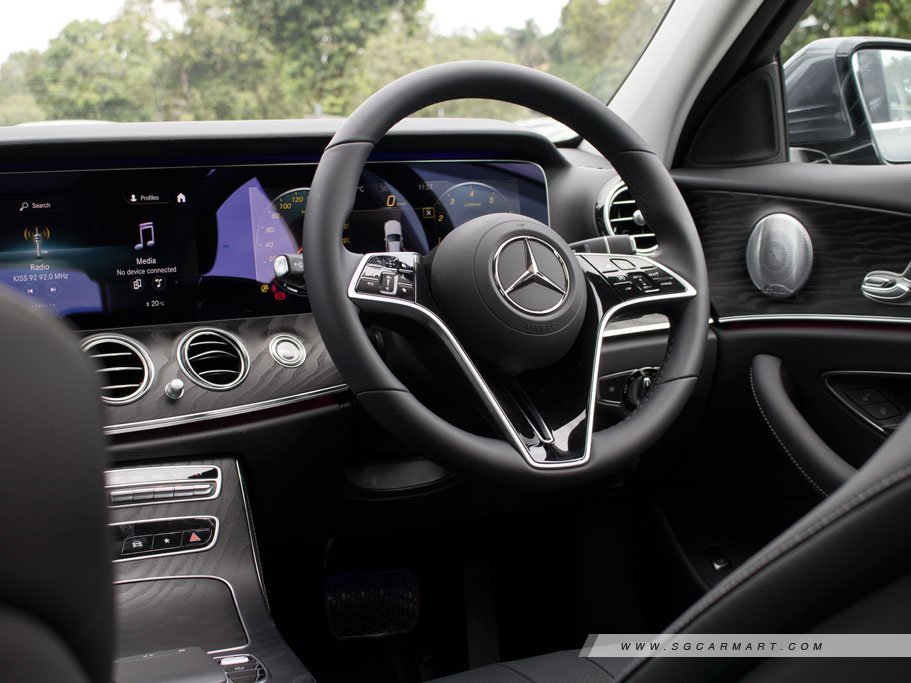 https://i.i-sgcm.com/new_cars/cars/12799/12799_g13