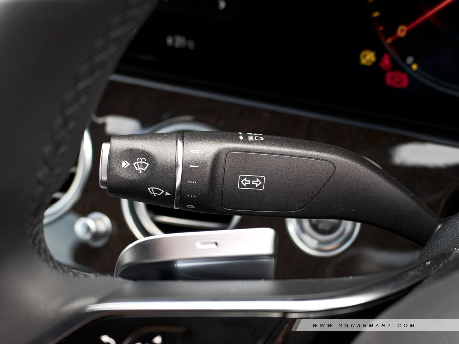 https://i.i-sgcm.com/new_cars/cars/12800/12800_g19