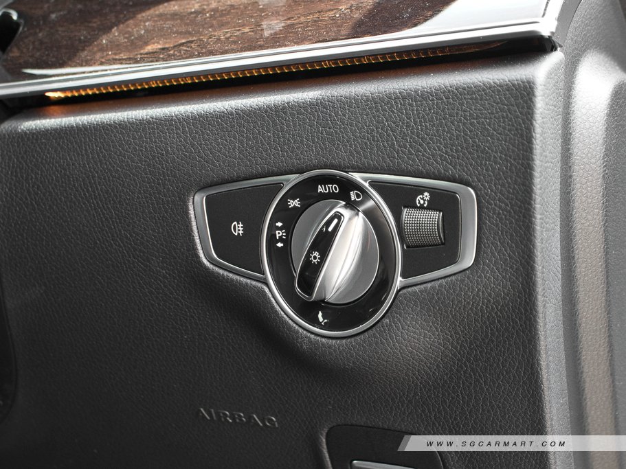 https://i.i-sgcm.com/new_cars/cars/12800/12800_g21