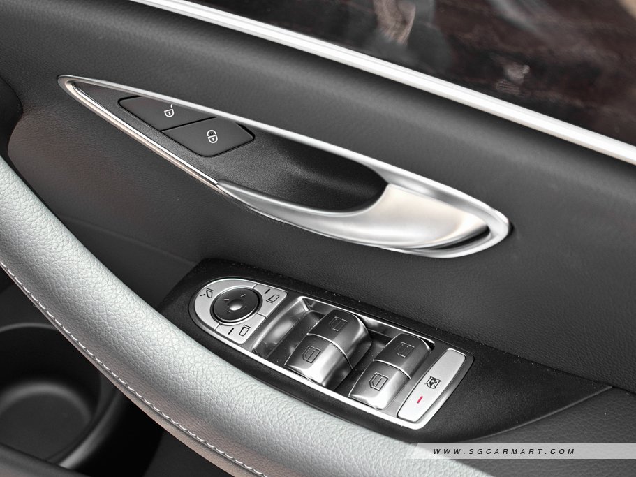 https://i.i-sgcm.com/new_cars/cars/12800/12800_g35