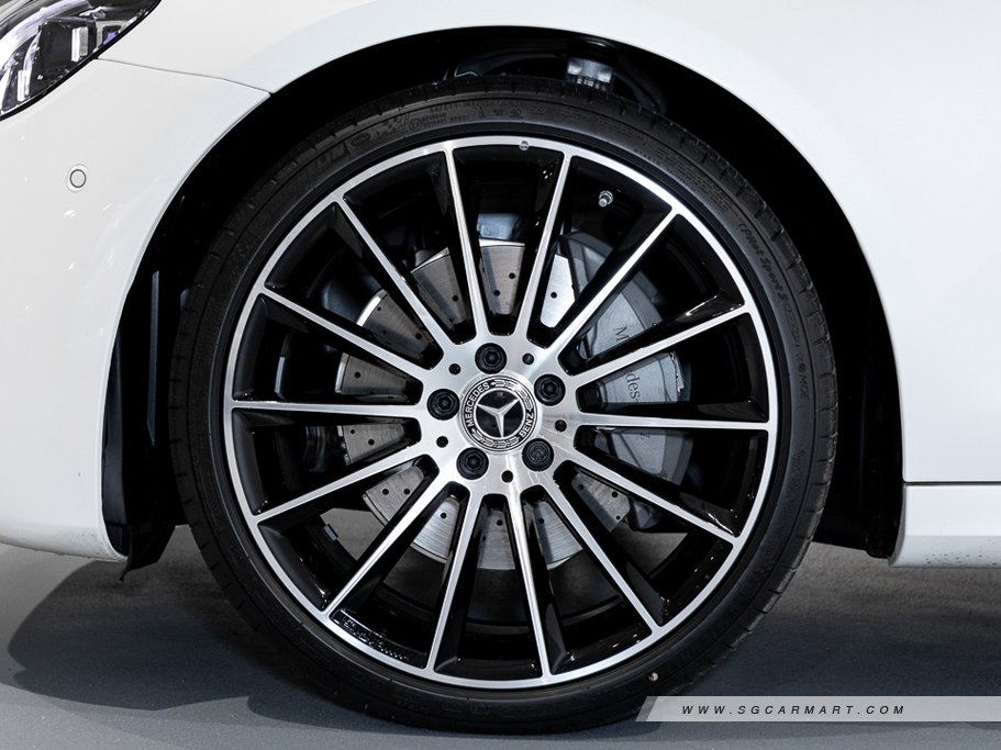 https://i.i-sgcm.com/new_cars/cars/12800/12800_g69
