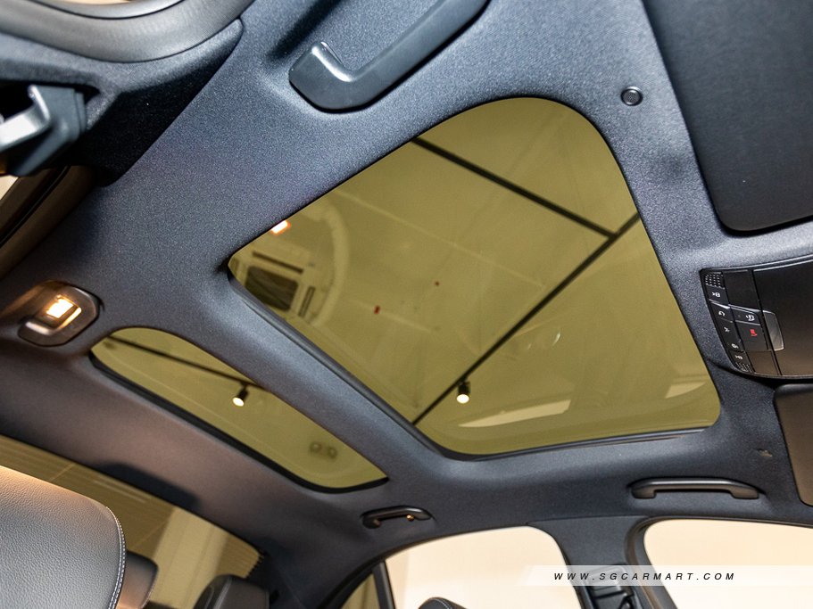 https://i.i-sgcm.com/new_cars/cars/12800/12800_g77