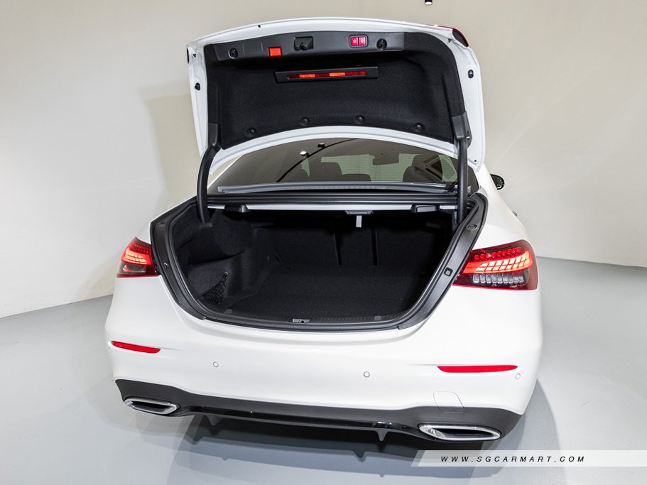 https://i.i-sgcm.com/new_cars/cars/12800/12800_g84