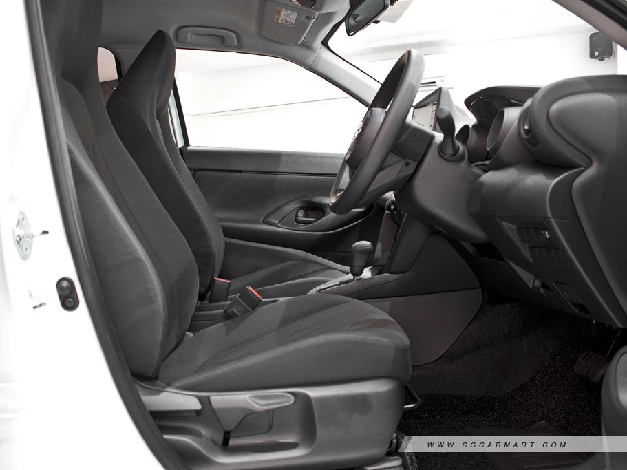 https://i.i-sgcm.com/new_cars/cars/12801/12801_g10