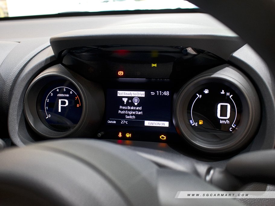 https://i.i-sgcm.com/new_cars/cars/12801/12801_g11