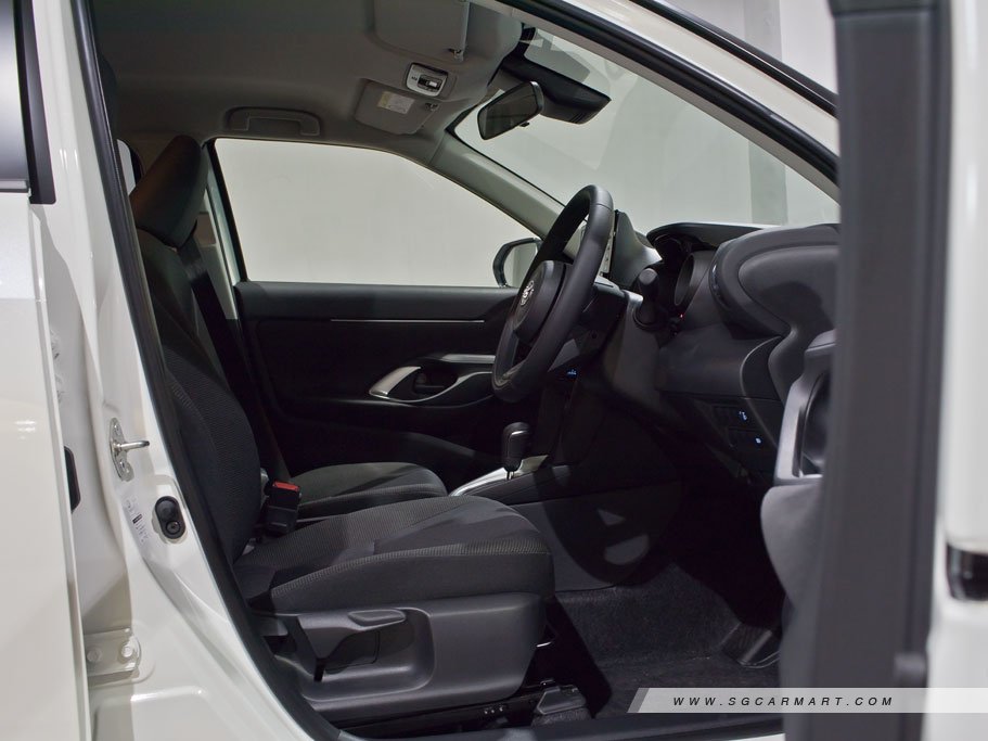 https://i.i-sgcm.com/new_cars/cars/12801/12801_g37