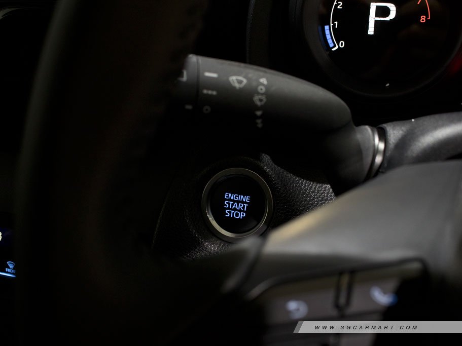 https://i.i-sgcm.com/new_cars/cars/12801/12801_g42