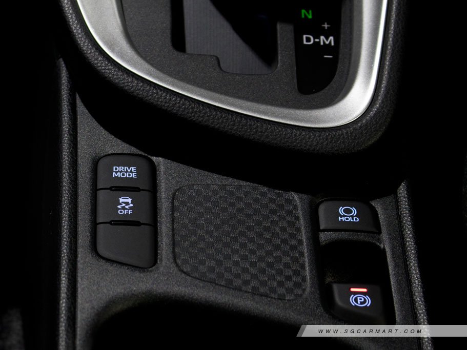 https://i.i-sgcm.com/new_cars/cars/12801/12801_g46