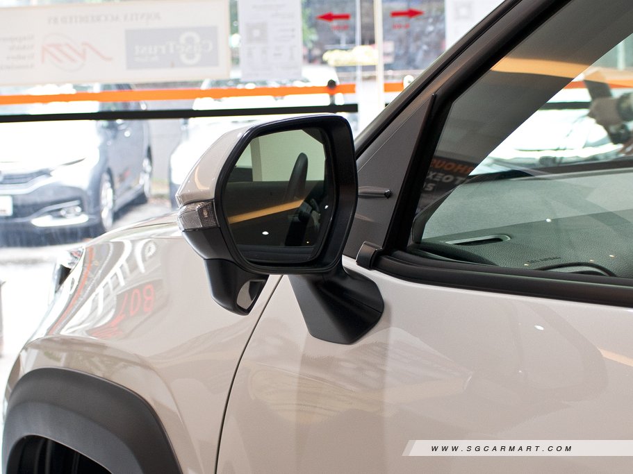 https://i.i-sgcm.com/new_cars/cars/12801/12801_g5