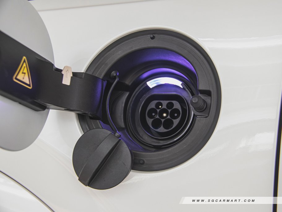 https://i.i-sgcm.com/new_cars/cars/12804/12804_g28