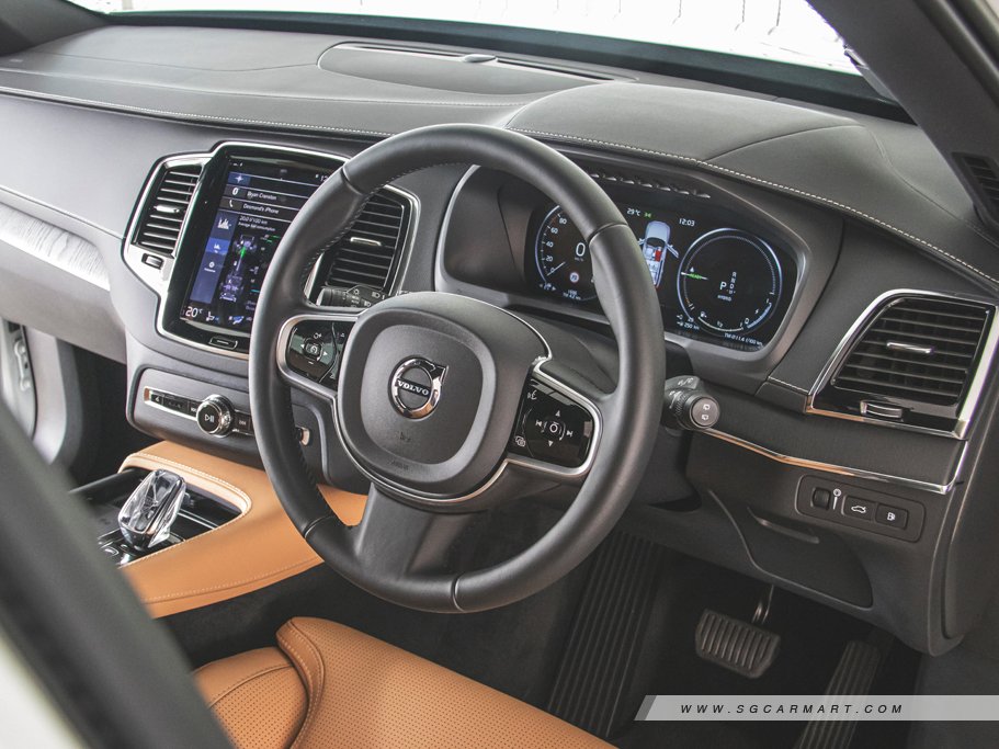 https://i.i-sgcm.com/new_cars/cars/12804/12804_g31