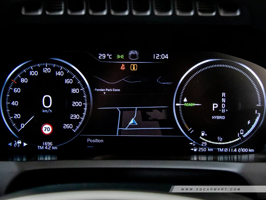 https://i.i-sgcm.com/new_cars/cars/12804/12804_g32